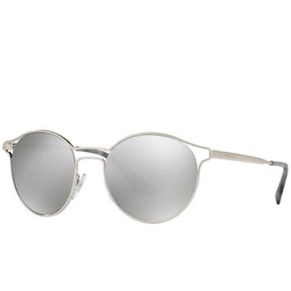 PRADA - P𝚁𝟼𝟸𝚂 𝙲𝚒𝚗𝚎𝚖𝚊 𝚂𝚞𝚗𝚐𝚕𝚊𝚜𝚜𝚎𝚜 - Picture 12 of 16